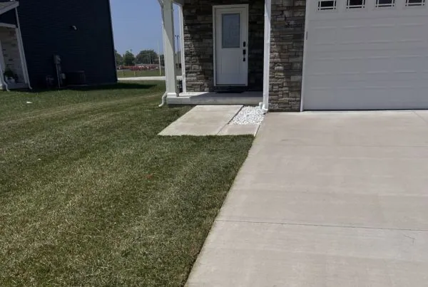 Lawn Mowing and Edging